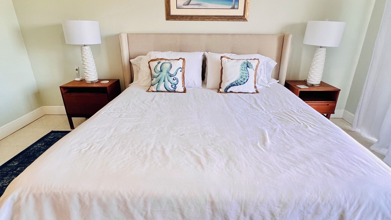 Photo of Bedroom in Central Beach