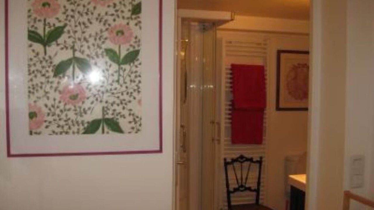 Photo of Bathroom in Joinville-le-Pont