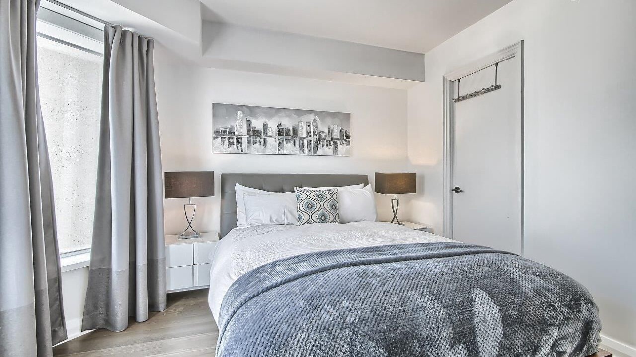 Photo of Bedroom in Bloor-Yorkville