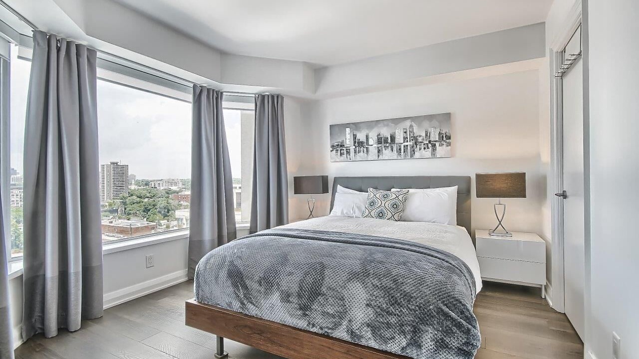 Photo of Bedroom in Bloor-Yorkville