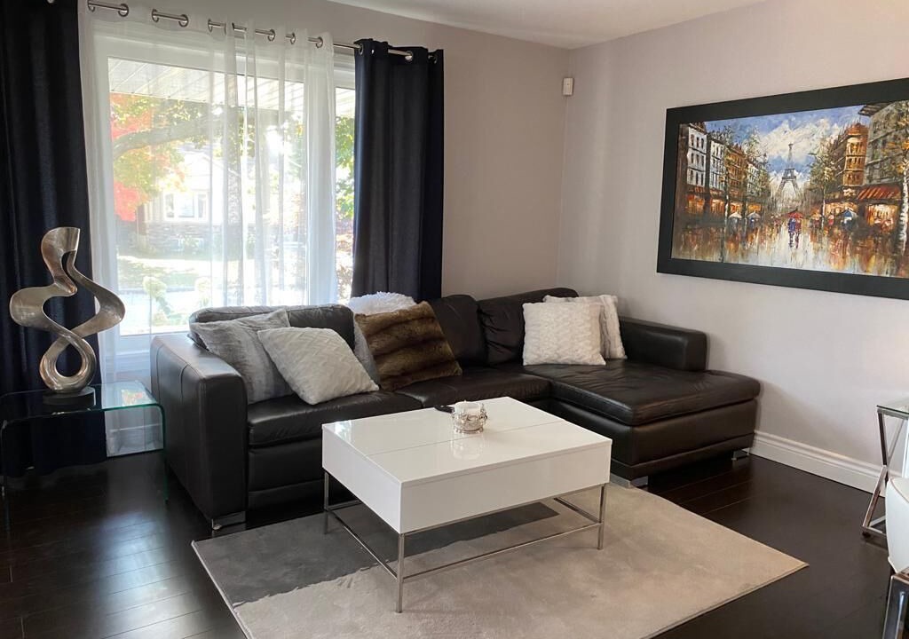 Photo of Livingroom in Wexford - Maryvale