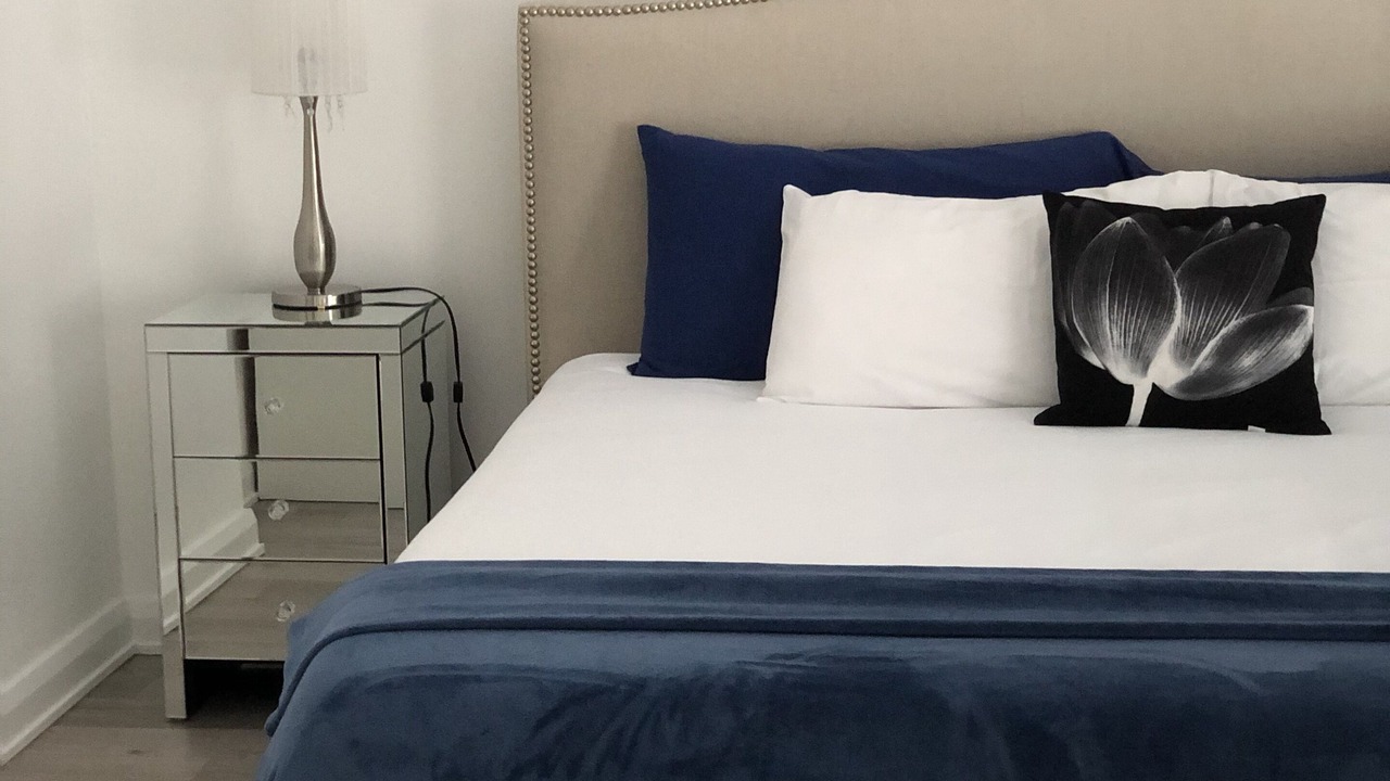 Photo of Bedroom in Bloor-Yorkville