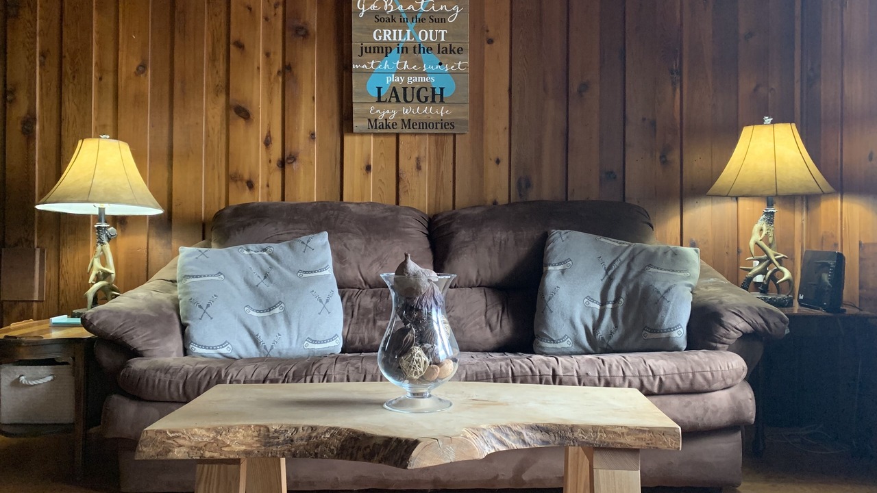 Photo of Livingroom in Chisholm