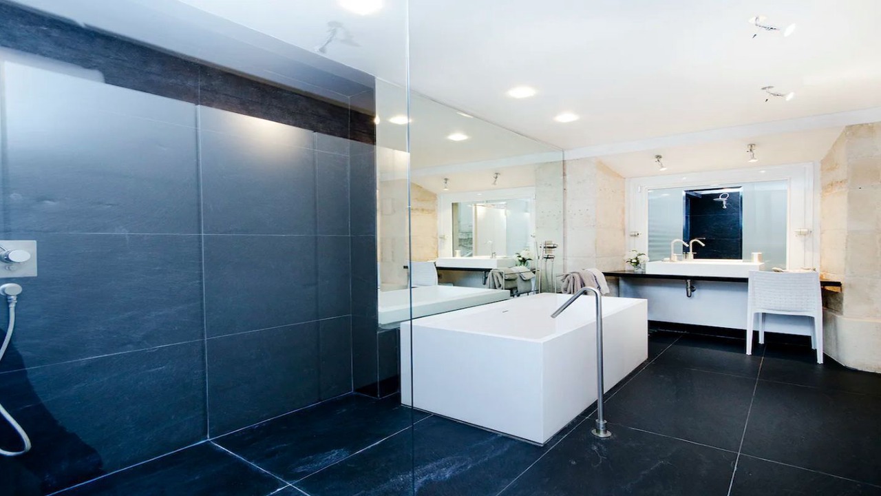 Photo of Bathroom in Saint-Germain-des-Pres