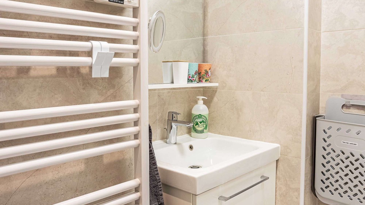 Photo of Bedroom in 11th Arrondissement