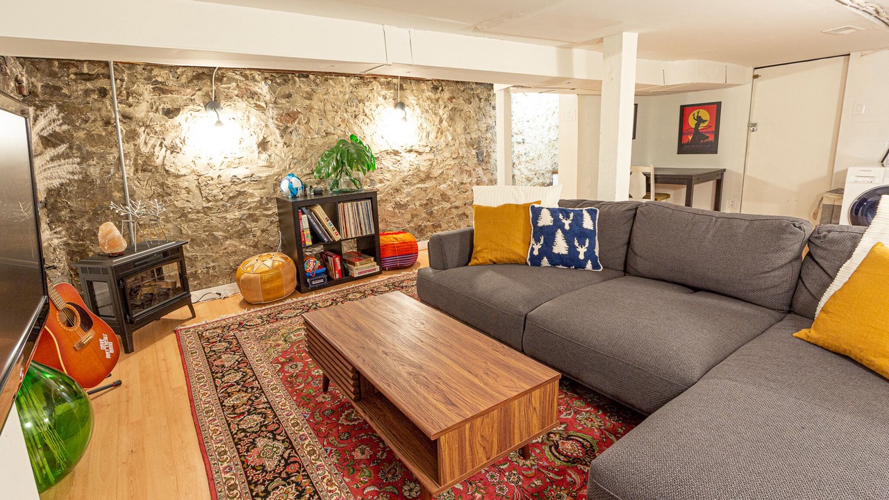 Photo of Livingroom in Beaconsfield Village