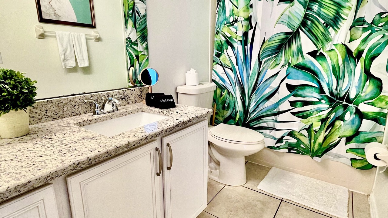 Photo of Bathroom in Crescent Lakes