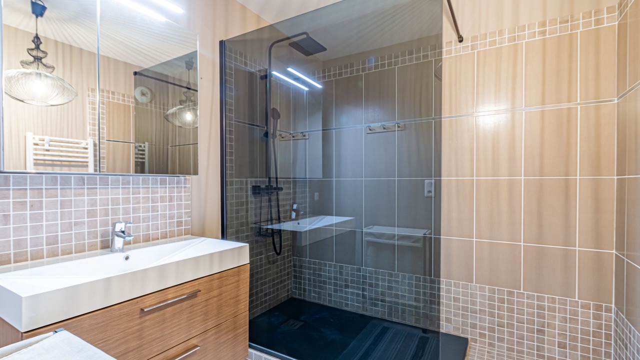 Photo of Bathroom in Chessy