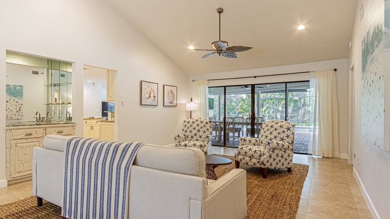 Photo of Livingroom in Kings Lake