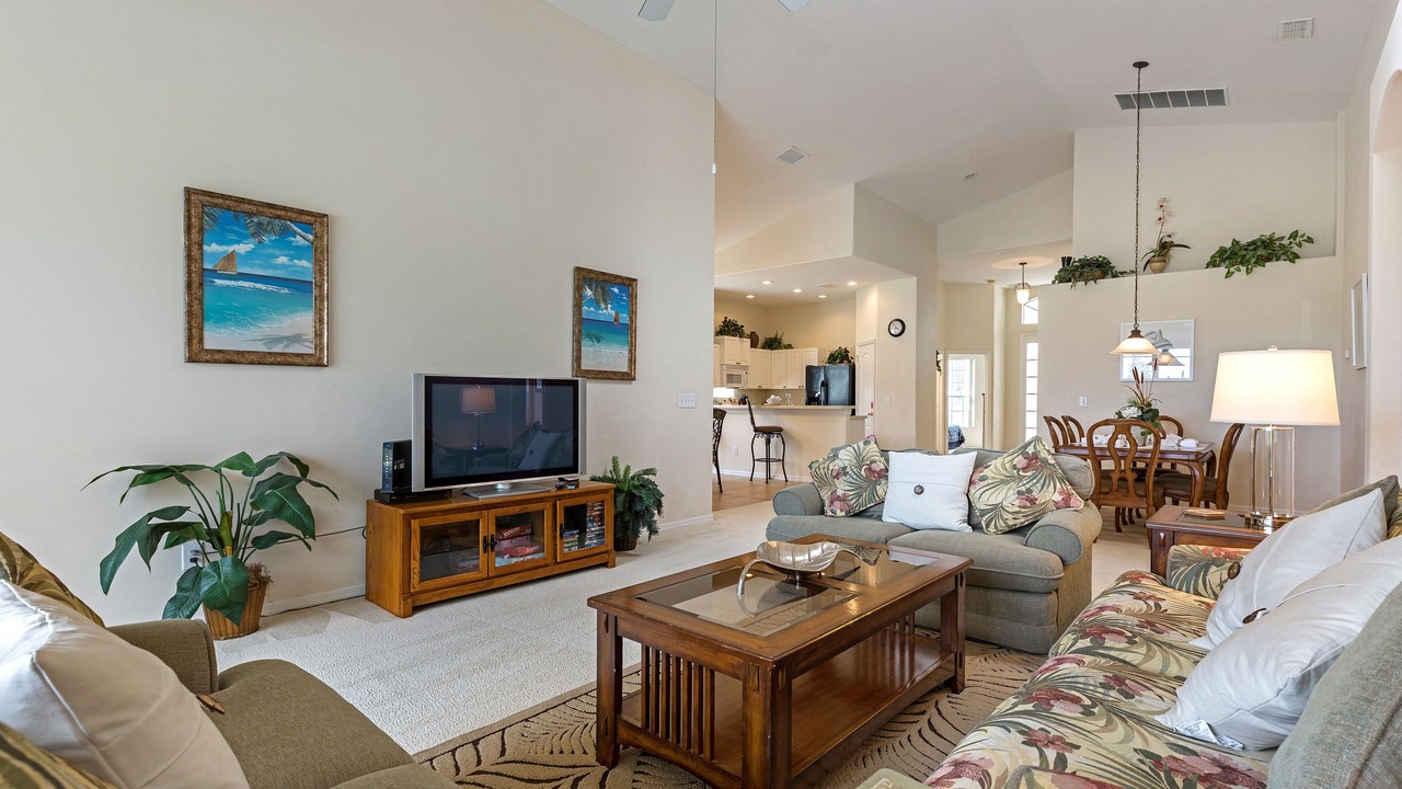Photo of Livingroom in Tuscan Hills
