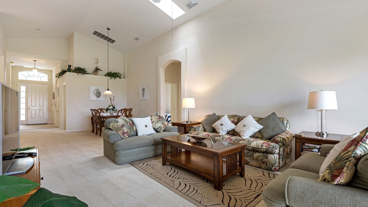 Photo of Livingroom in Tuscan Hills