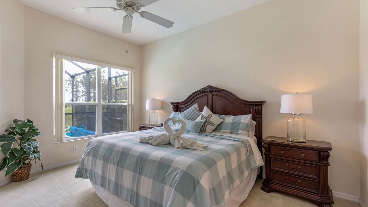 Photo of Bedroom in Tuscan Hills