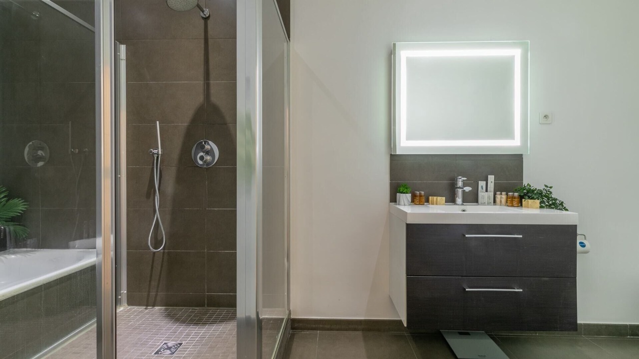 Photo of Bathroom in Champs-Elysees