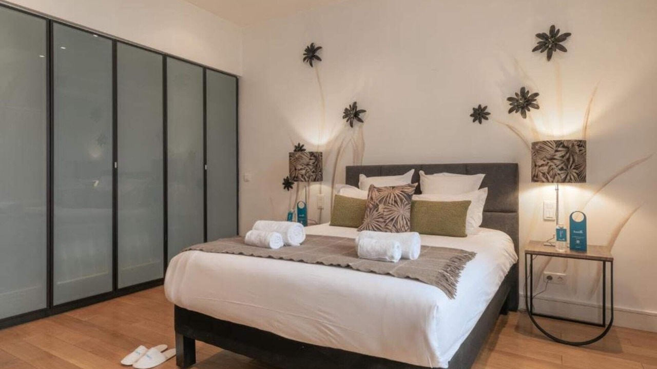 Photo of Bedroom in Champs-Elysees
