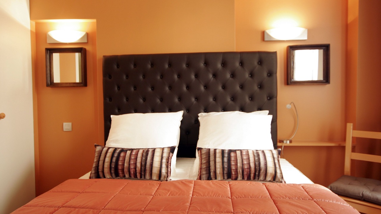 Photo of Bedroom in Sorbonne