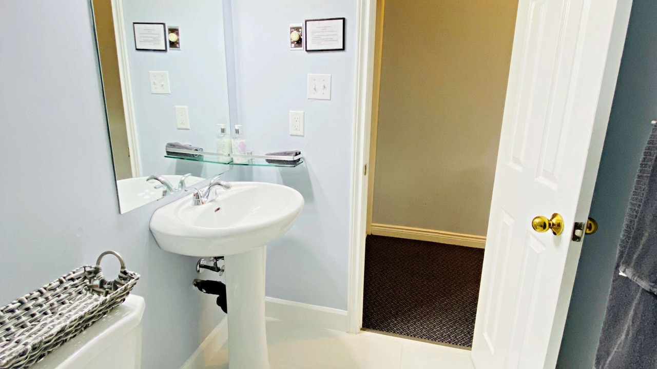 Photo of Bathroom in Craigleith