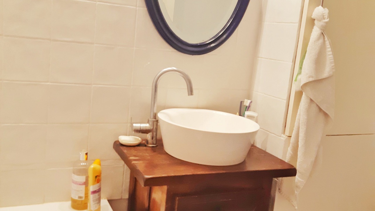 Photo of Bathroom in Charonne