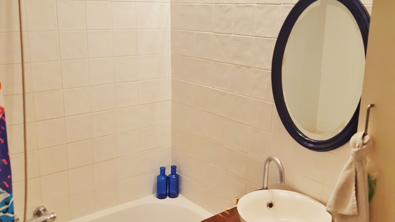 Photo of Bathroom in Charonne