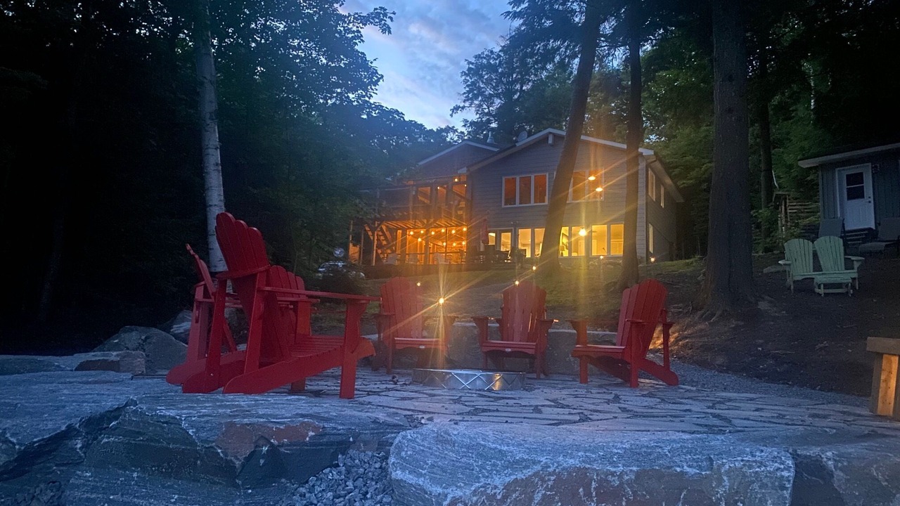 Photo of Patio Balcony in Unorganized Centre Parry Sound