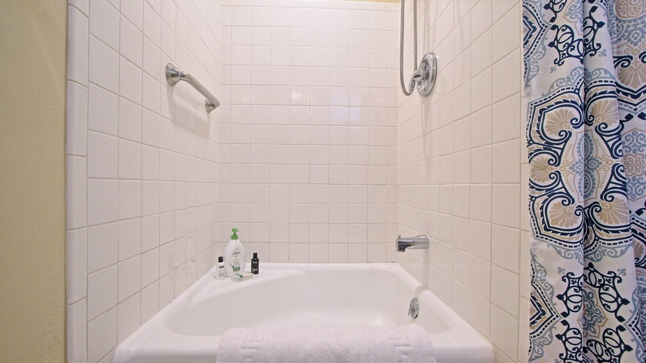 Photo of Bathroom in Palmyra