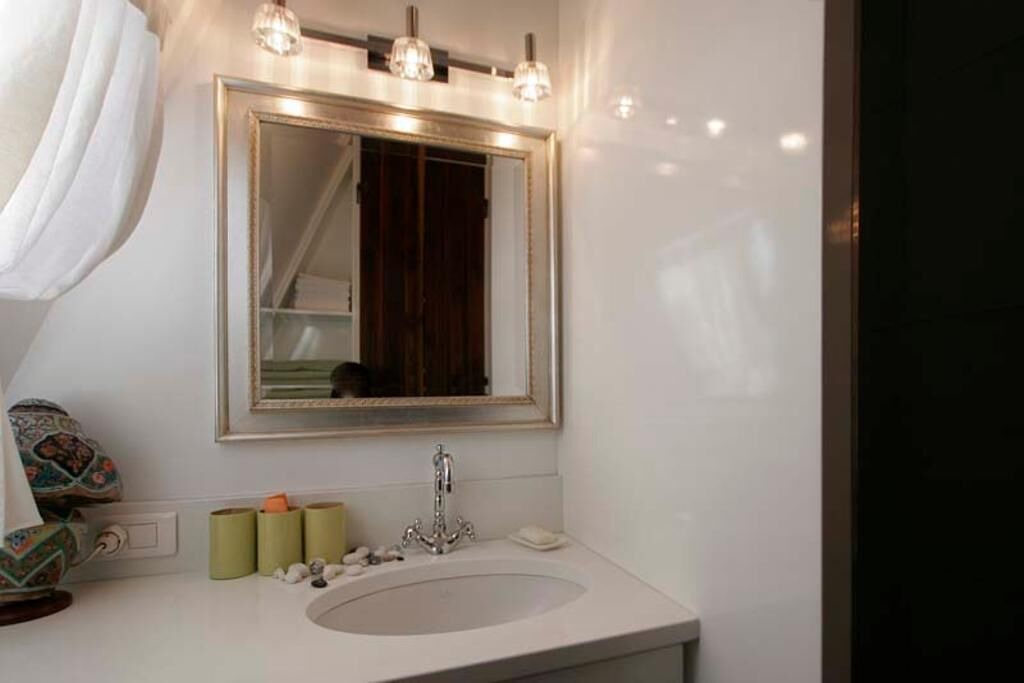 Photo of Bathroom in Quartier de la Monnaie