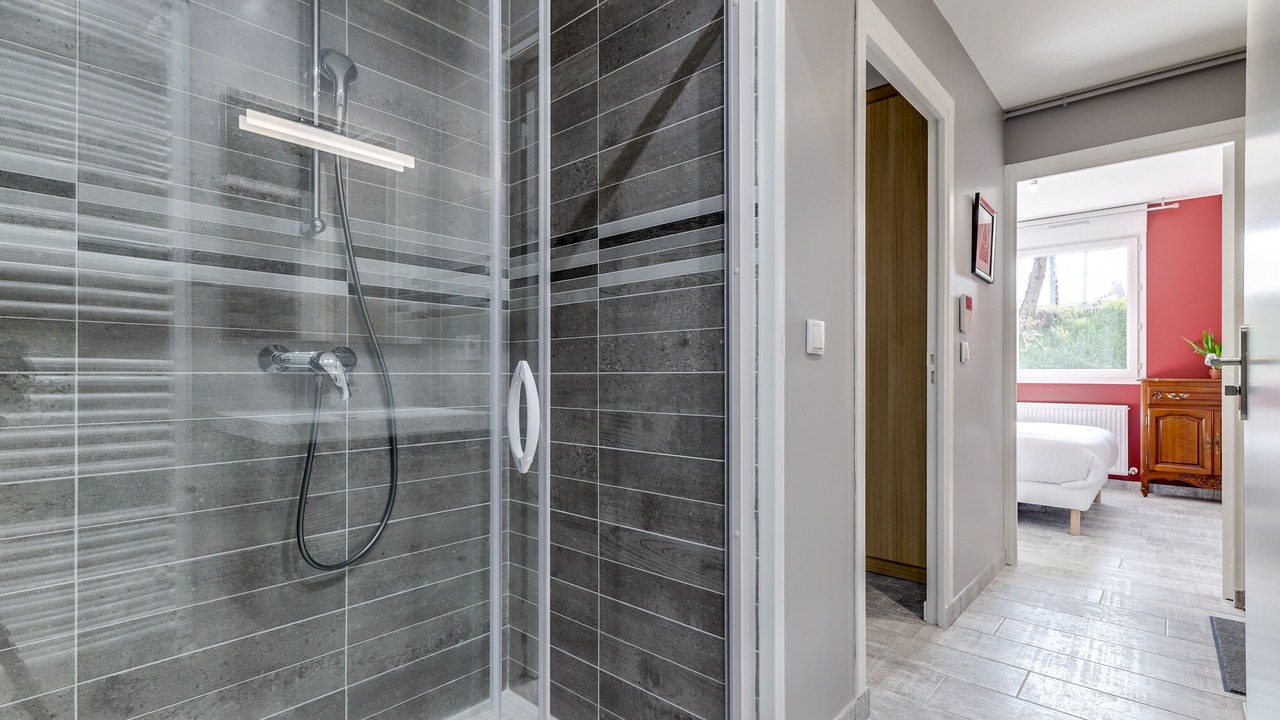 Photo of Bathroom in Aulnay-sous-Bois