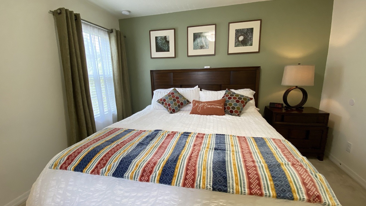 Photo of Bedroom in Veranda Palms