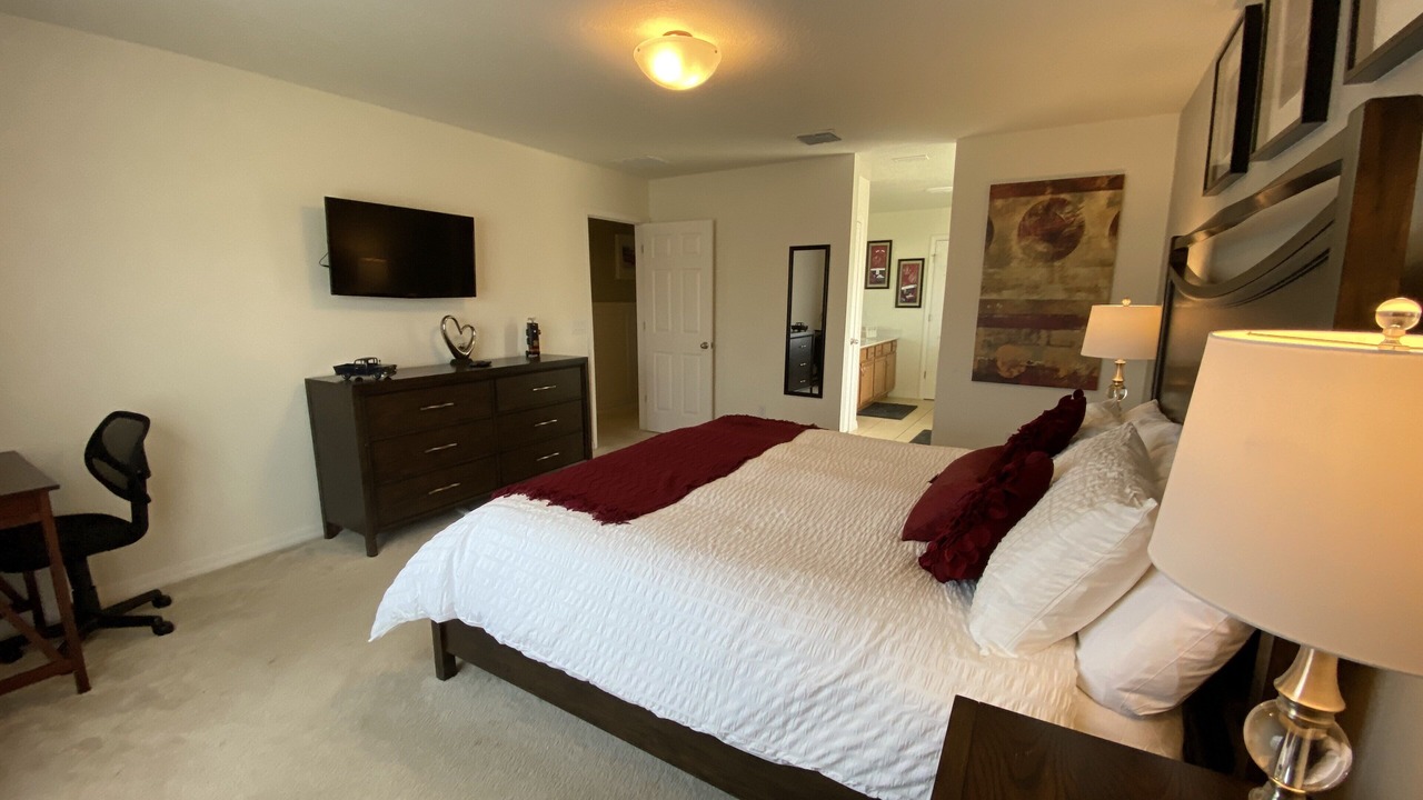 Photo of Bedroom in Veranda Palms