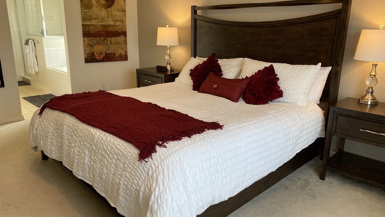 Photo of Bedroom in Veranda Palms