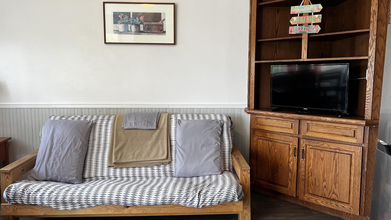 Photo of Livingroom in Wasaga Beach