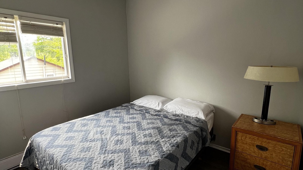 Photo of Bedroom in Wasaga Beach