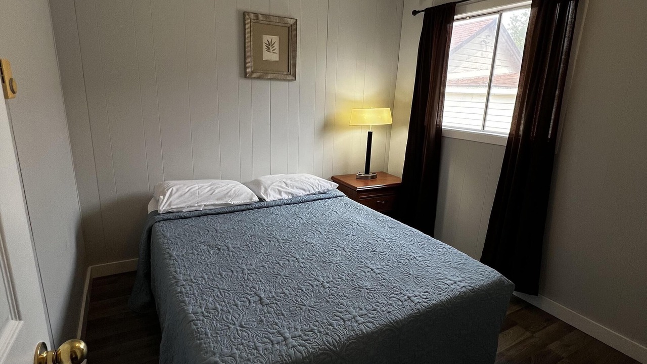 Photo of Bedroom in Wasaga Beach