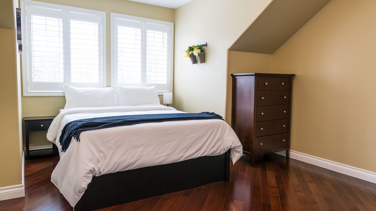 Photo of Bedroom in Wymbolwood Beach