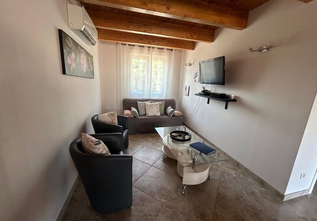 Photo of Livingroom in Oletta