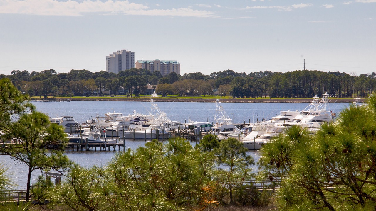 Photo of Others in Baytowne Wharf