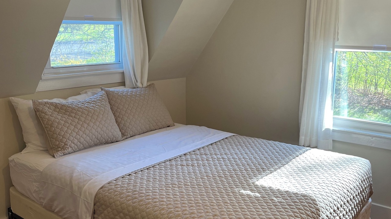 Photo of Bedroom in Town of Jerusalem