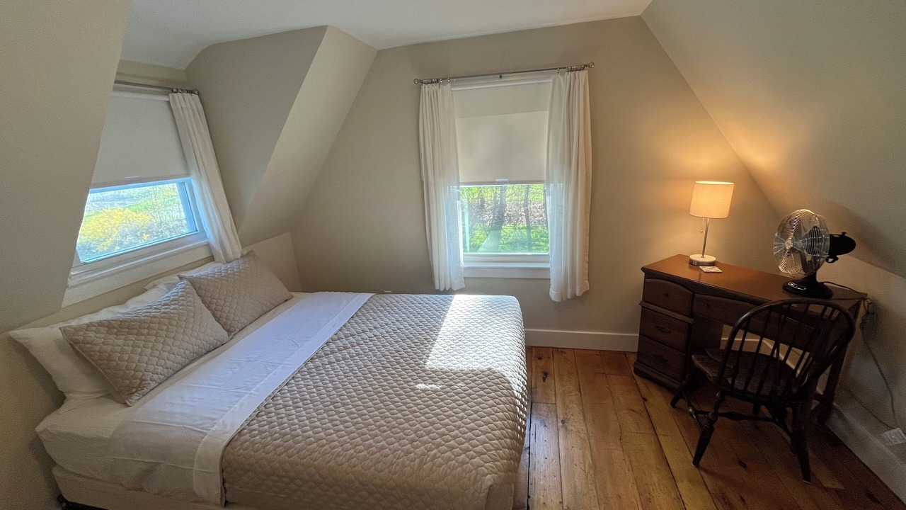 Photo of Bedroom in Town of Jerusalem