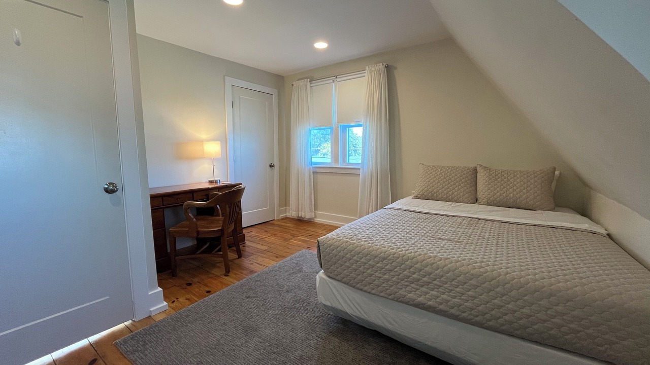 Photo of Bedroom in Town of Jerusalem