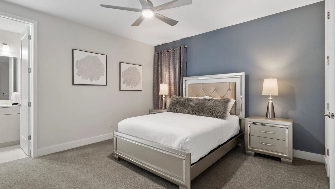 Photo of Bedroom in Bay Lake
