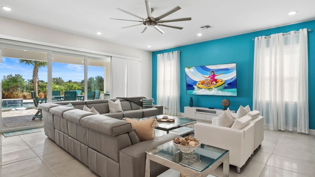 Photo of Livingroom in Bay Lake