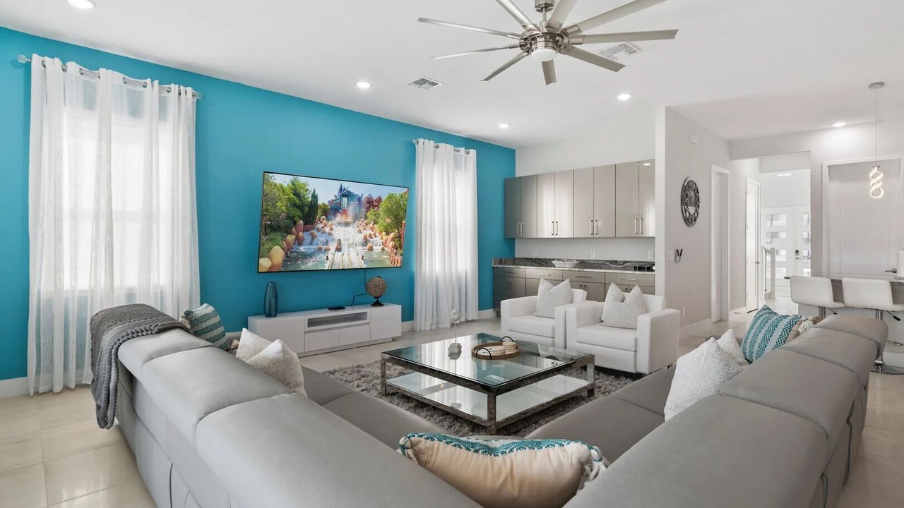 Photo of Livingroom in Bay Lake