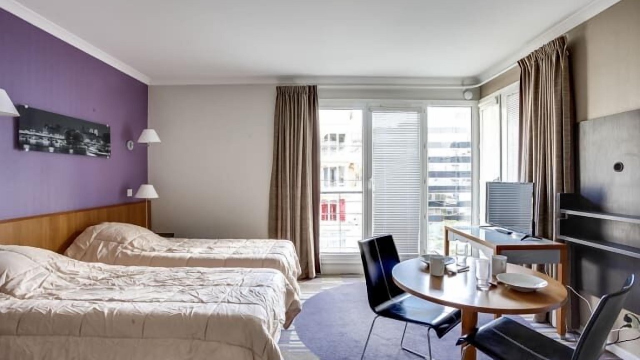 Photo of Bedroom in Issy-les-Moulineaux