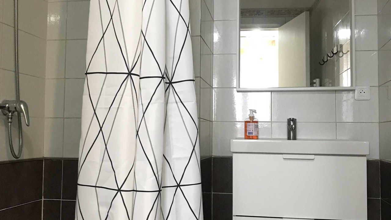Photo of Bathroom in Pantin