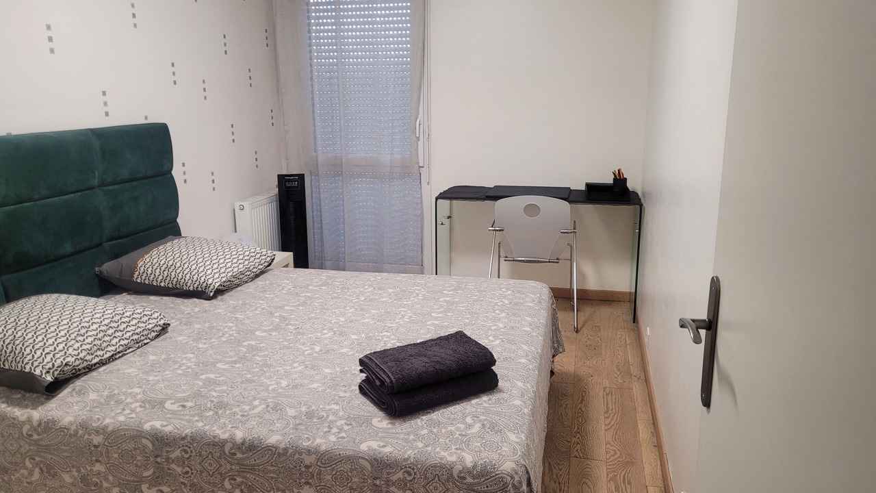 Photo of Bedroom in Saint-Denis