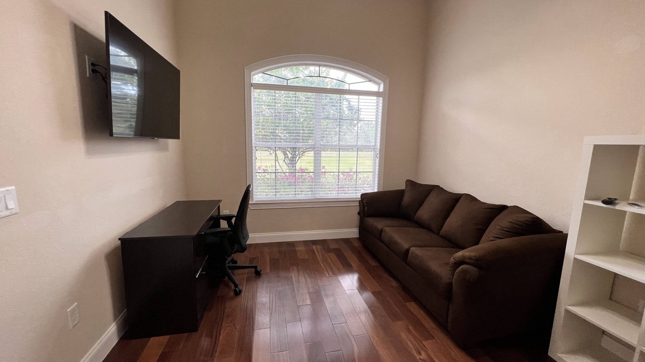 Photo of Livingroom in Wedgefield