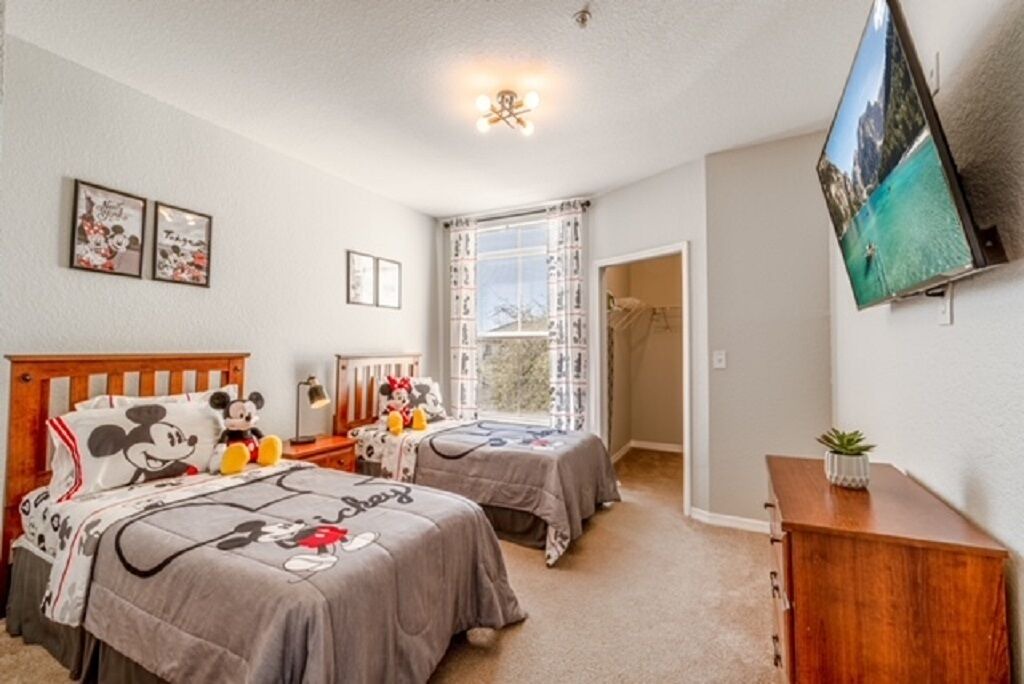 Photo of Bedroom in Lindfields