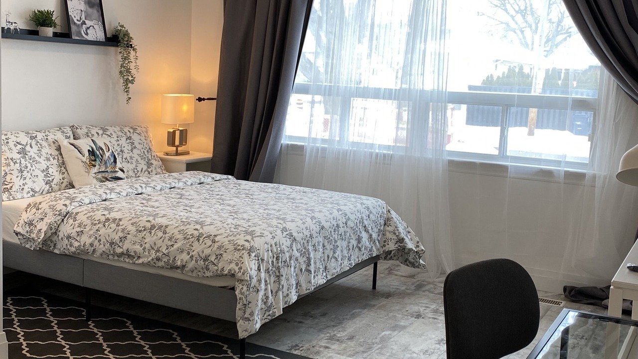 Photo of Bedroom in Markland Wood