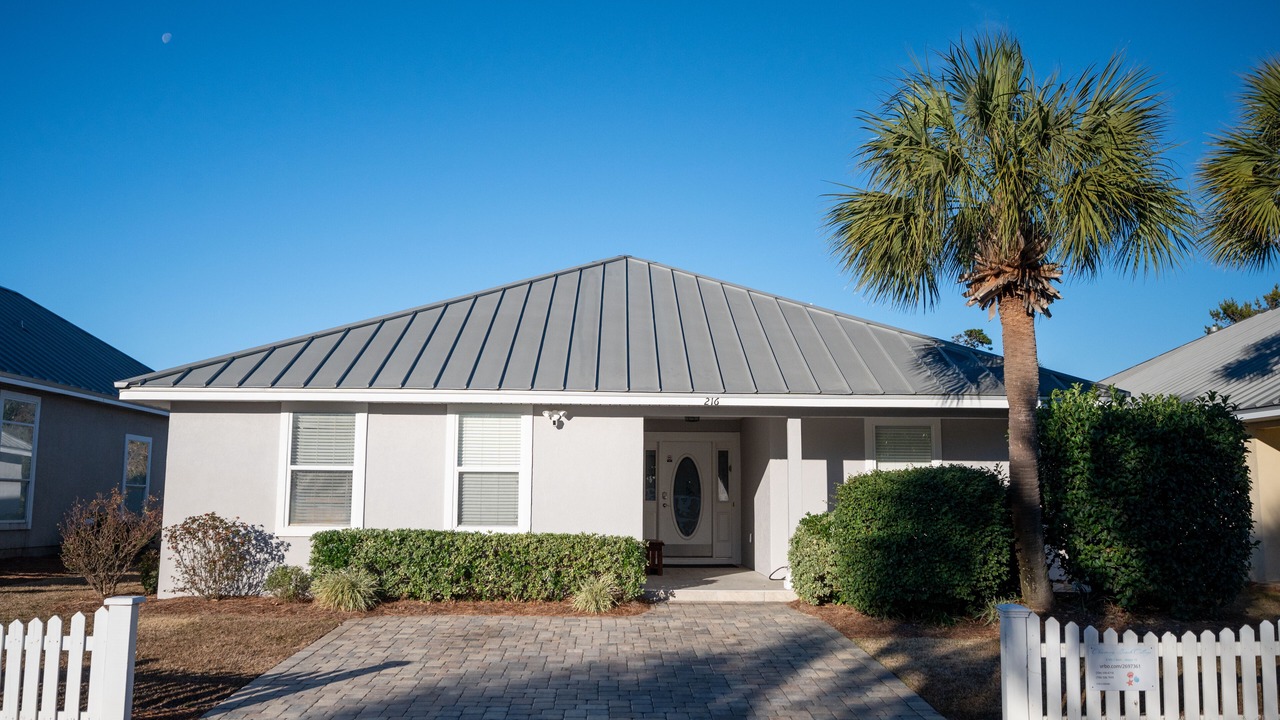 Photo of Others in Avalon Beach Estates