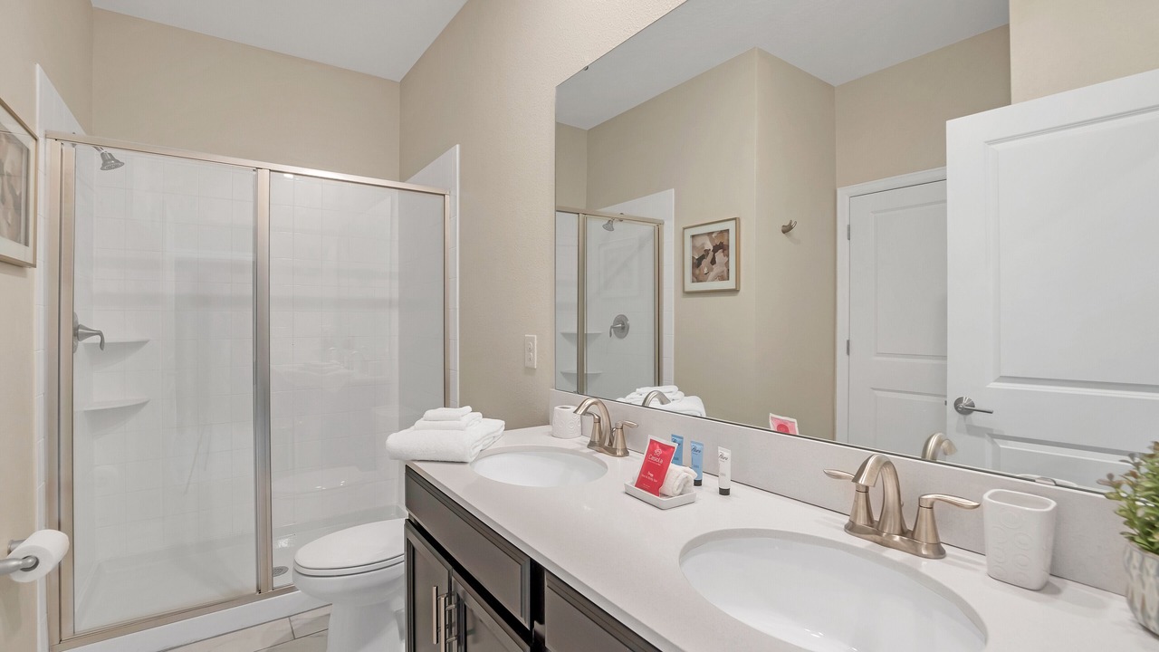Photo of Bathroom in Four Corners