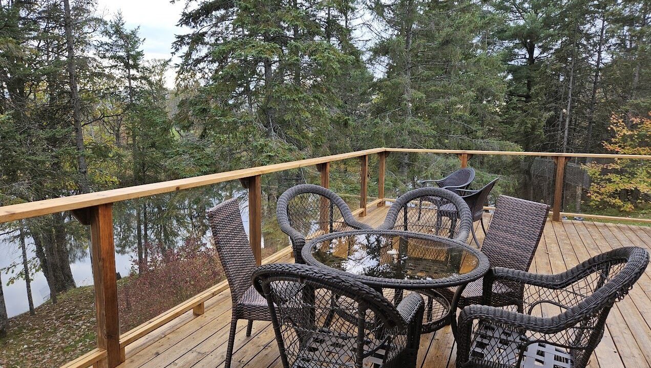 Photo of Outdoor in McKellar